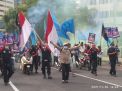 Ribuan Buruh Kembali Gruduk Grahadi