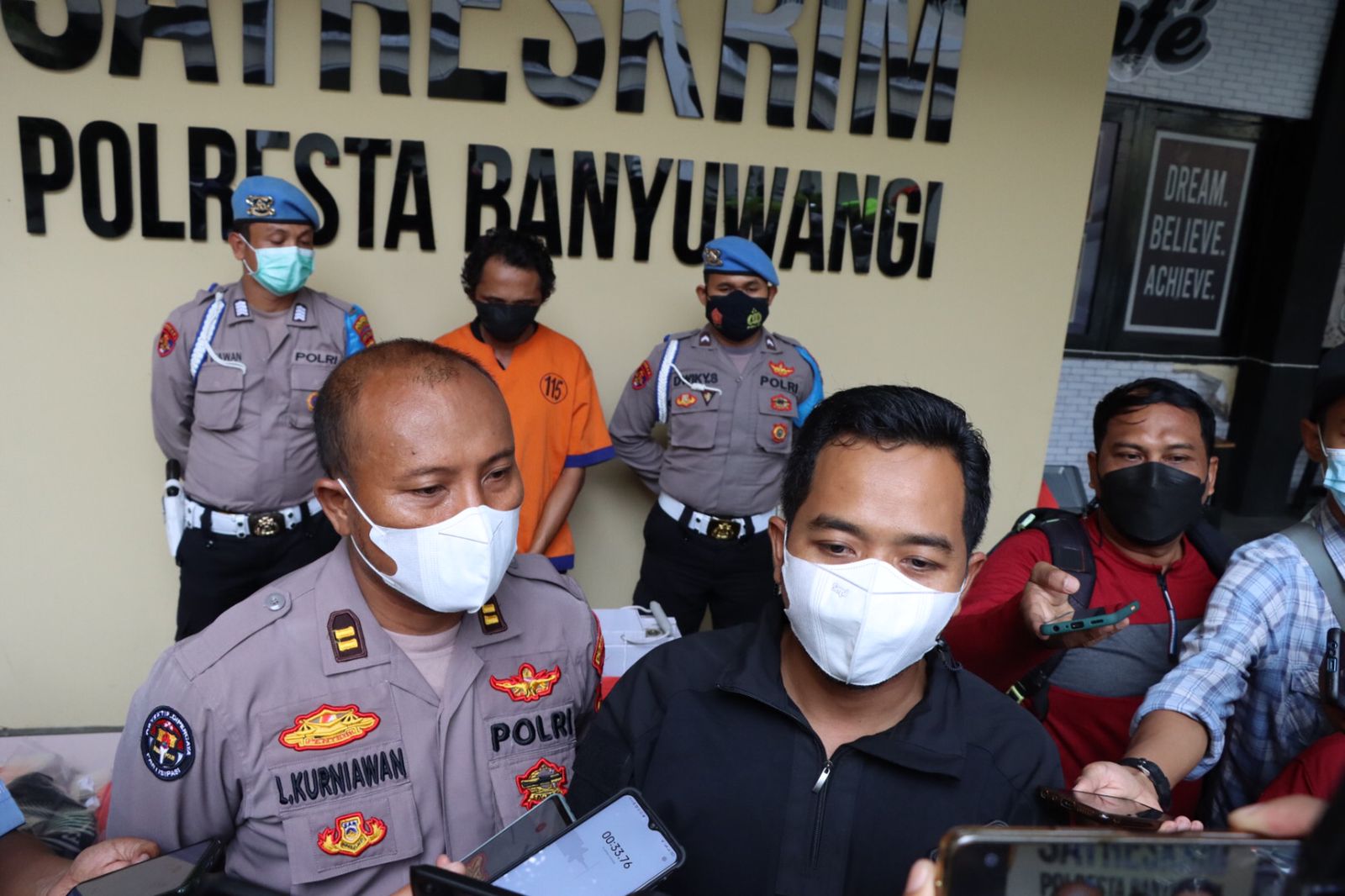 Terekam CCTV, Pelaku Curat Ratusan Juta Rupiah Dibekuk Satreskrim Polresta Banyuwangi