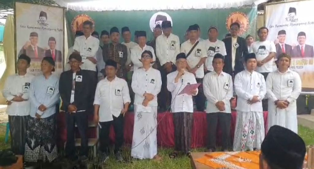 Dihadiri Kakak Kandung Ganjar, Ratusan Gus Kampung Jawa Tengah Deklarasi Kemenangan Ganjar-Mahfud