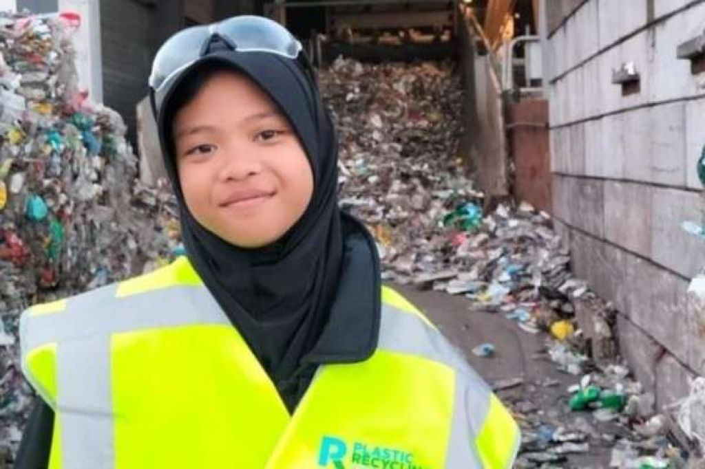 Aktivis Muda Gresik Surati Presiden Prabowo: Batasi Produksi Plastik untuk Masa Depan Generasi Bangsa