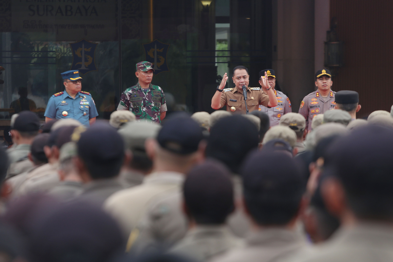 Sidak 800 Tempat Usaha, Wali Kota Eri Cahyadi Pimpin Pemberantasan Jukir Liar